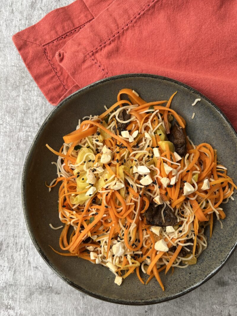 Salada de bifum e cenoura