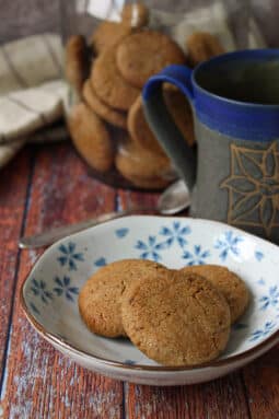 Biscoito de tahine e limão siciliano