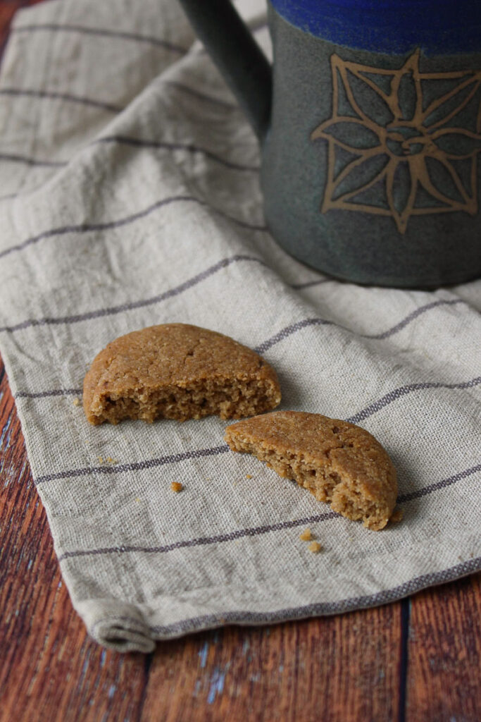 Biscoito de tahine e limão siciliano