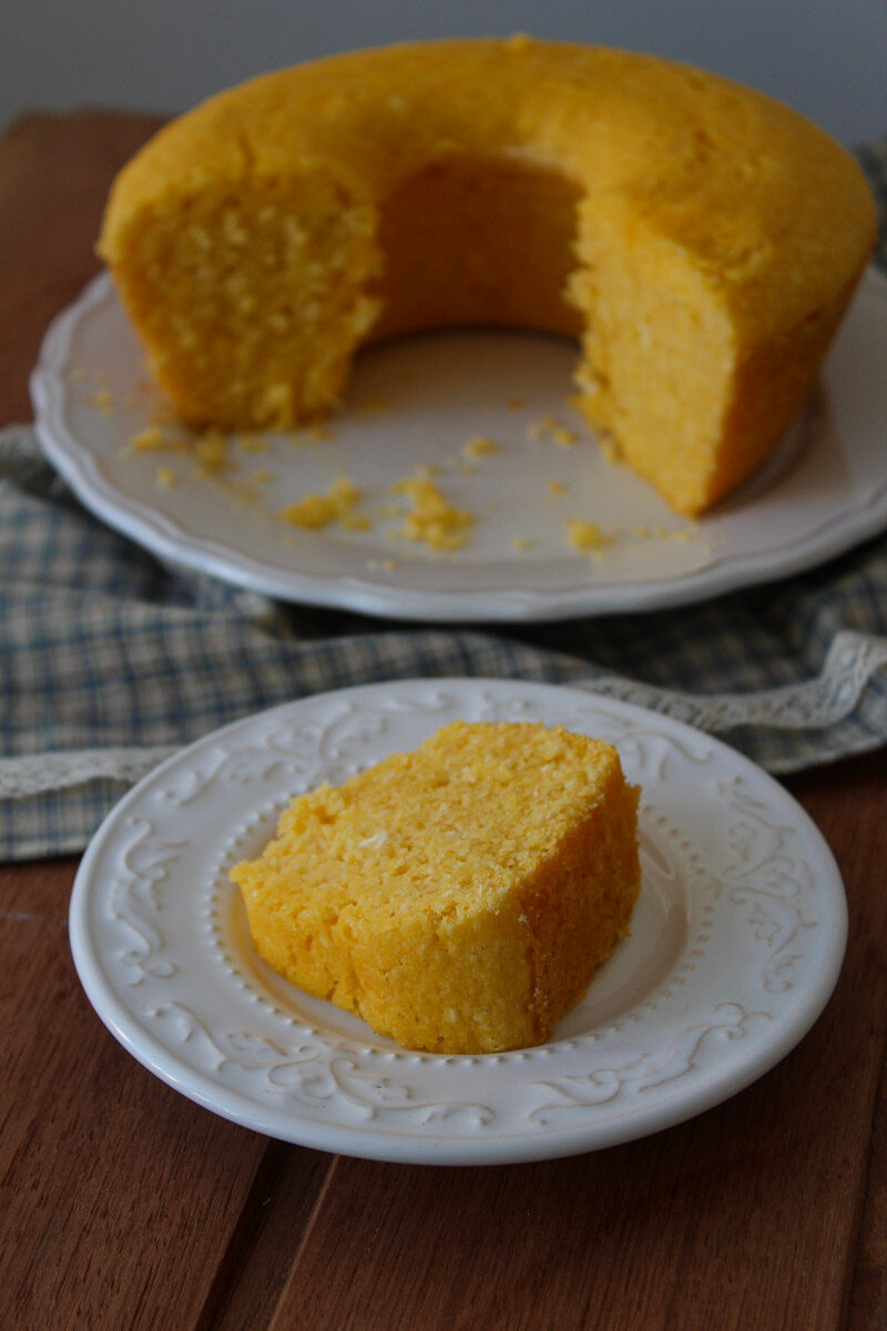 Bolo de milho verde e fubá