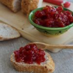 Chutney de tomate com passas e amêndoas