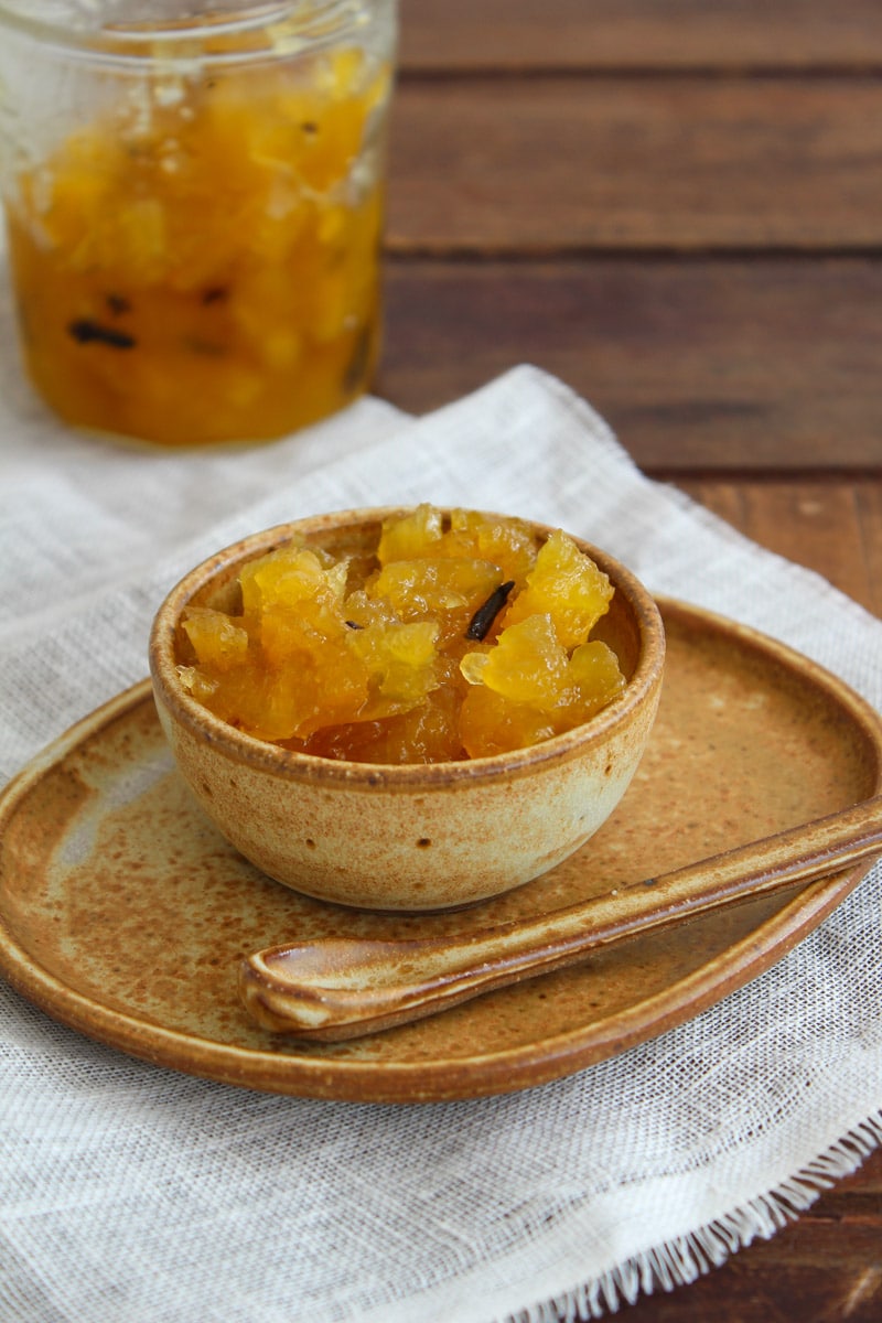 Compota de abacaxi, especiarias e cachaça