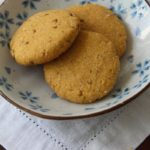 Cookies de fubá e erva-doce