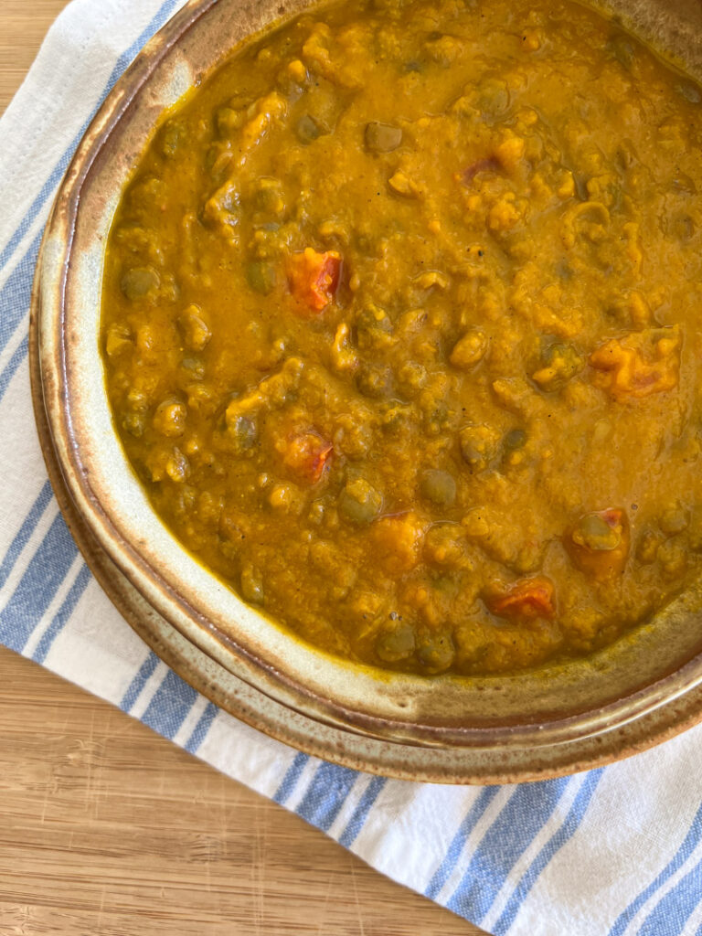 Curry de lentilha com abóbora