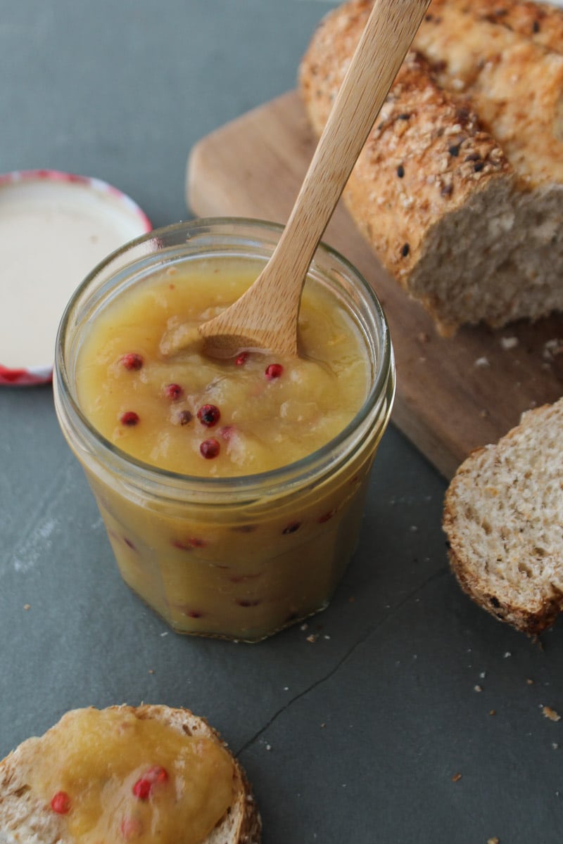 Geleia de cupuaçu com pimenta rosa