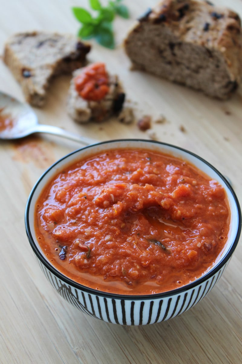 Molho de tomate assado