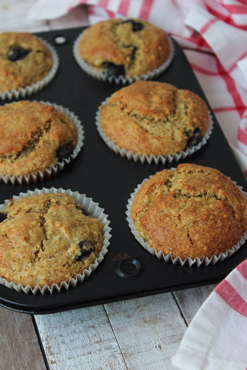 Muffin vegano de banana e mirtilo