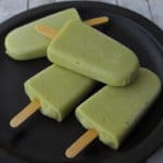 Picolé de abacate e leite de coco