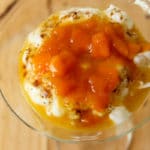 Sagu de coco com manga caramelada