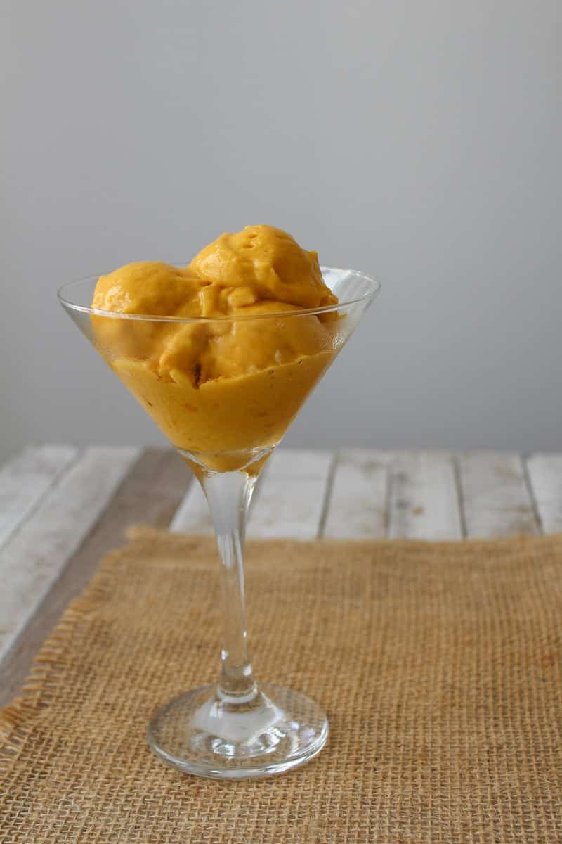 Sorvete de manga e coco