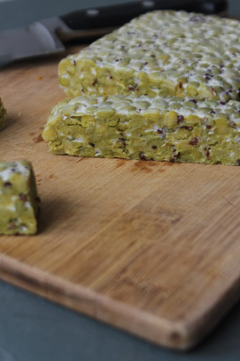 Tempeh com abóbora, laranja e alecrim