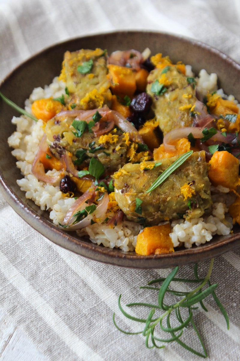 Tempeh com abóbora, laranja e alecrim