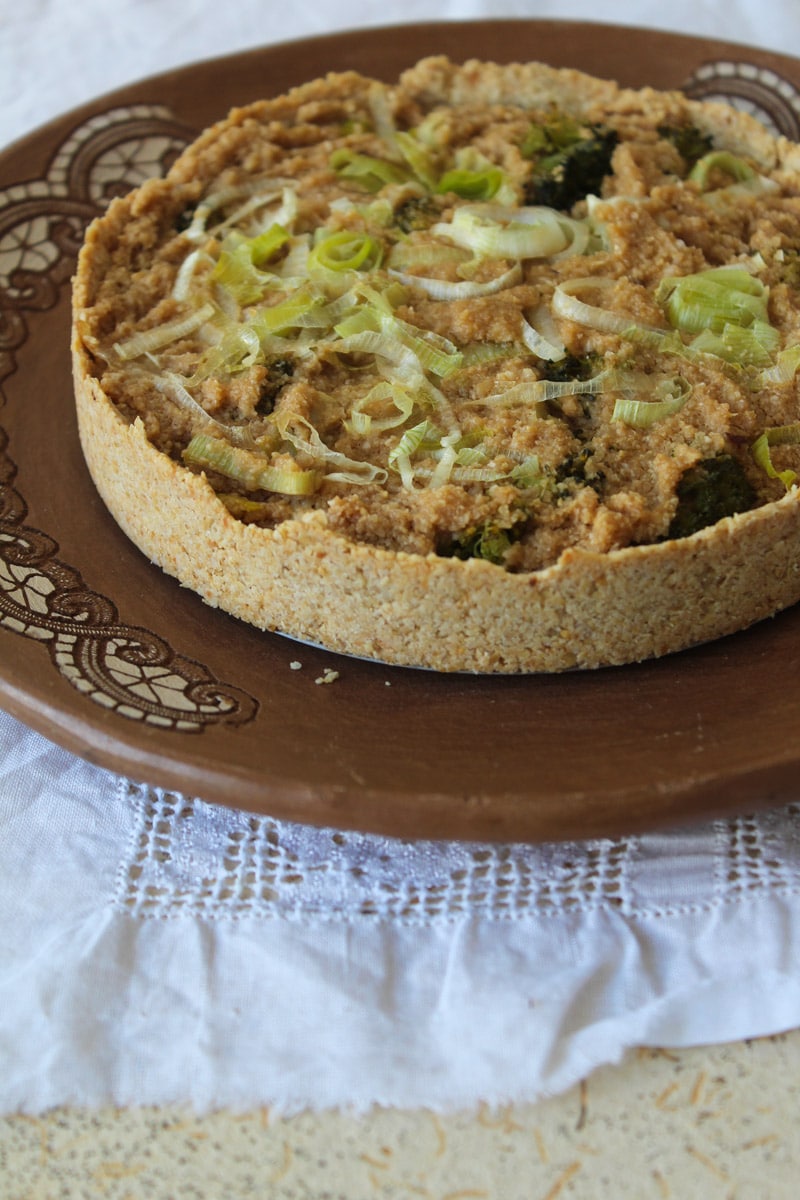 Torta de alho poró e brócolis - Receita vegana e sem glúten